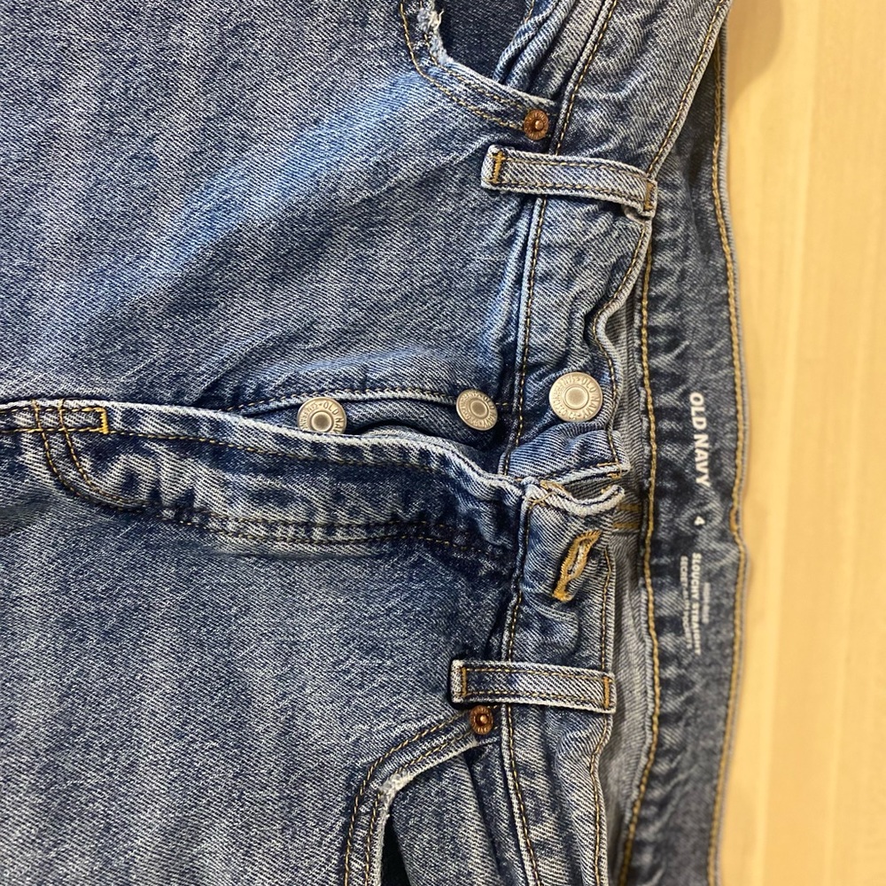 Old Navy Buttonfly Women’s jeans slouchy style high rise size 4